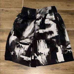 Under Armour kids Abstract Black and White Athletic Shorts